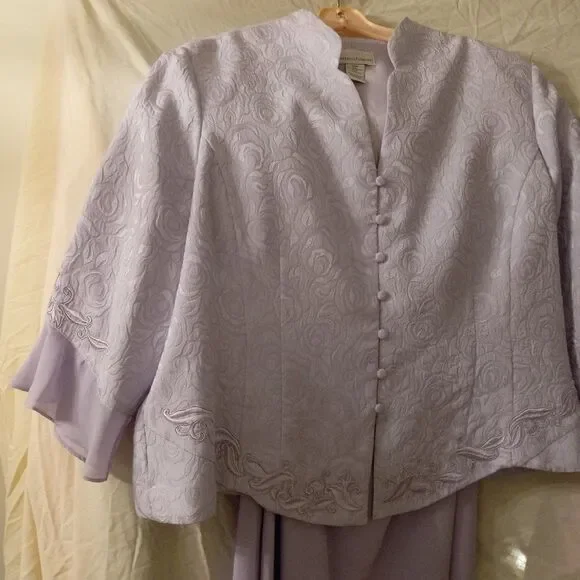 NWOT Draper's & Damon's Suit in light Lilac